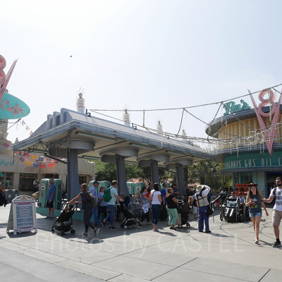 フローのV8カフェ