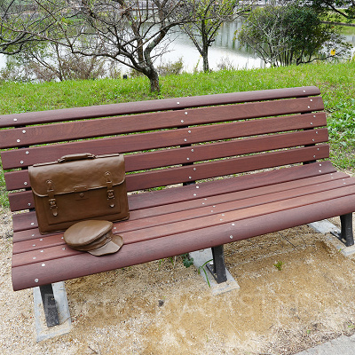 ジブリパークのベンチ