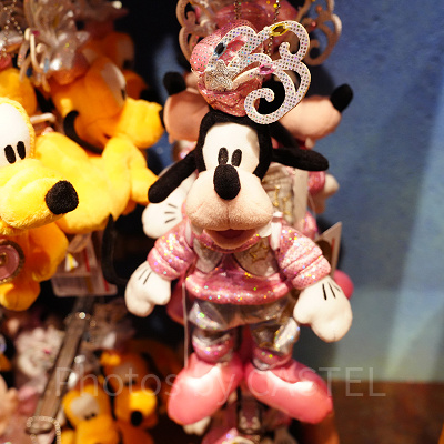 グーフィーぬいぐるみバッジ（ビリーヴグッズ）