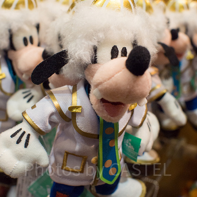 グーフィーのぬいぐるみバッジ