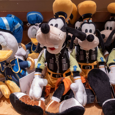 グーフィーぬいぐるみ