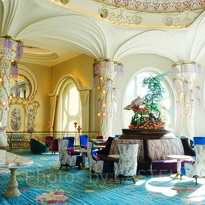 グランパラディ・ラウンジ