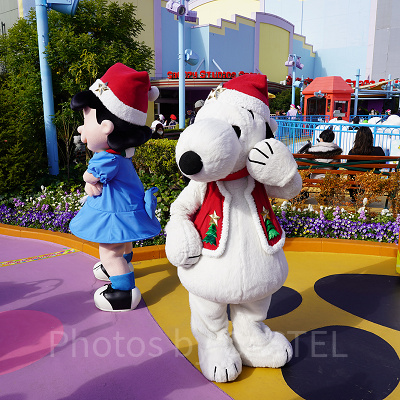 スヌーピーたちとのグリーティング（2021年クリスマスシーズン）