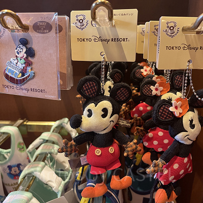 Handycraftのぬいぐるみバッジ