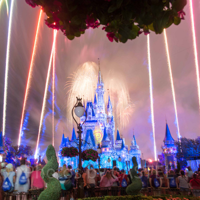 Happily Ever After モアナシーン(マジックキングダム・夜)<br /> 設定:16㎜ SS35.0 F10 ISO100(三脚使用・トリミングあり)
