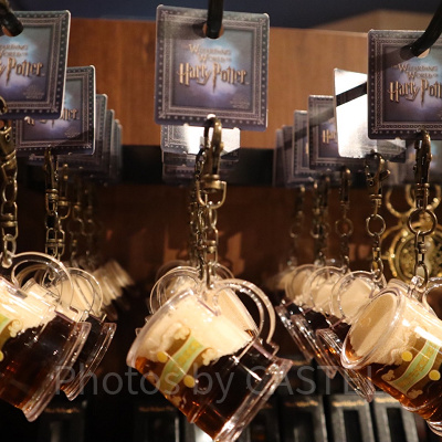 ハリーポッターグッズ/バタービールキーチェーン