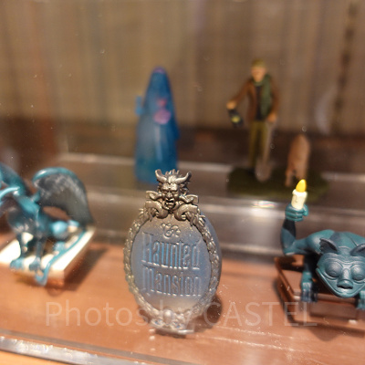 ホーンテッドマンションのミニチュアフィギュア