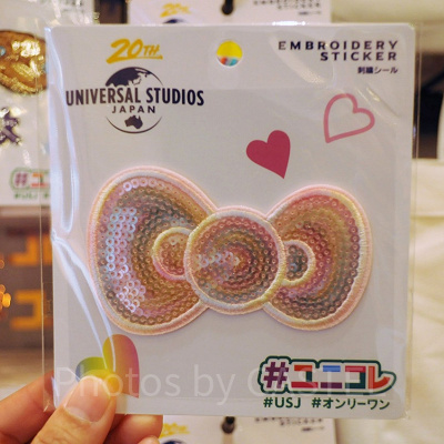 ハローキティの20周年ワッペン