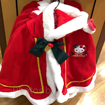 ハローキティケープ（USJクリスマスグッズ2023）