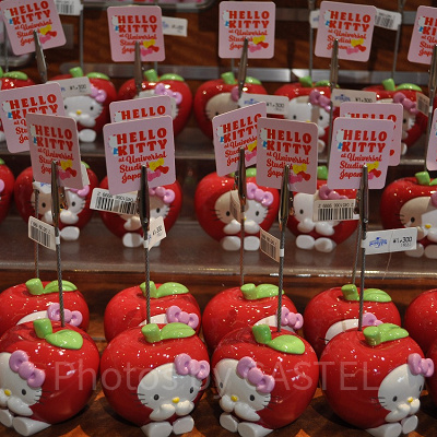 ハローキティ　メモスタンド