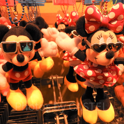 ハイテンションなミッキーとミニー