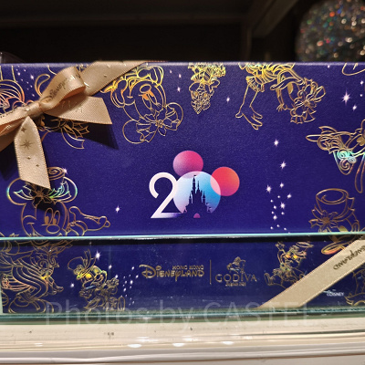 香港ディズニー20周年「ミッキー＆フレンズ・グランドセレブレーショングッズ」：GODIVAコラボチョコレートセット