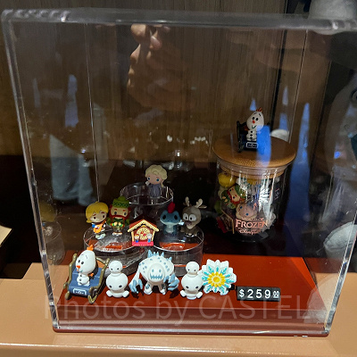 香港ディズニーアナ雪グッズ:「アナと雪の女王」ミニフィギュアつかみ取り