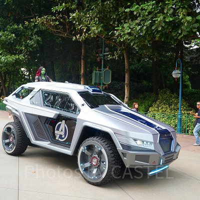 香港ディズニーのグリーティング:専用車両でマーベルグリーティングに向かうガモーラ