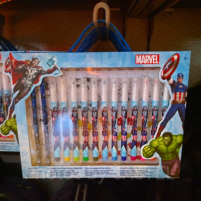 香港ディズニーマーベルグッズ:カラーペンセット