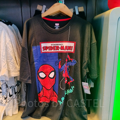香港ディズニーマーベルグッズ：コミック版スパイダーマンTシャツ