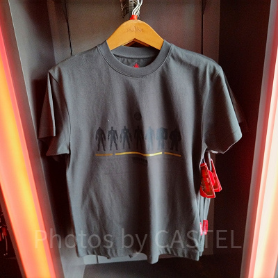 香港ディズニーマーベルグッズ：アイアンマンのTシャツ（グレー）