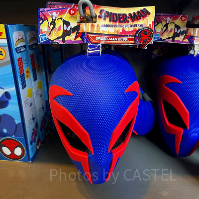 香港ディズニーマーベルグッズ：「スパイダーマン2099」のマスク