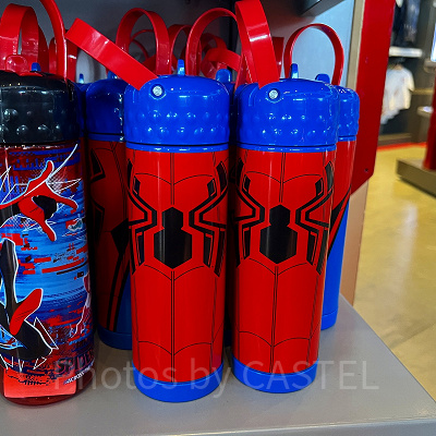 香港ディズニーマーベルグッズ：スパイダーのスーツデザイン
