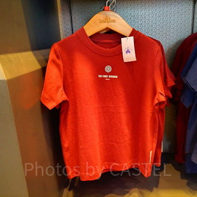 香港ディズニーマーベルグッズ:ザ・ファースト・アベンジャーのTシャツ(赤)
