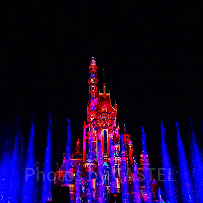 香港ディズニーのショー・パレード：モーメンタス