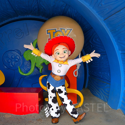 香港ディズニートイストーリーランド：筆者はジェシーに会えました！