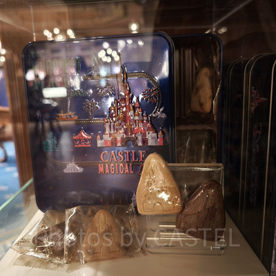 香港ディズニー20周年・スカイライングッズ：アソーテッドクッキー缶