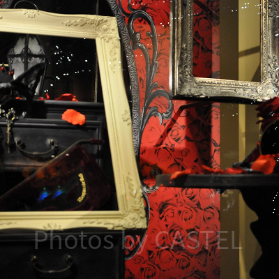 ホテルアルバートグッズは雑貨も充実