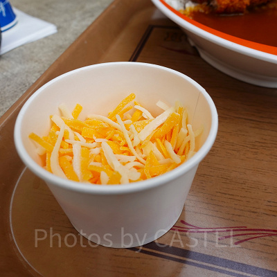 ハングリーベア・レストラン：トッピングのチーズ