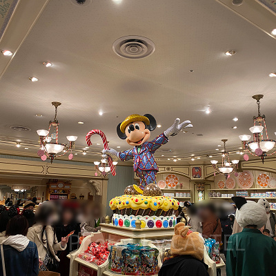 ワールドバザール・コンフェクショナリーの店内