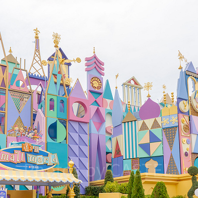 イッツ・ア・スモール・ワールド