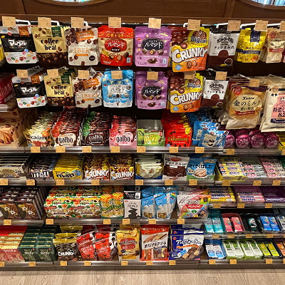 ジョイフルスプリングスの商品⑫お菓子（チョコレート・飴など）