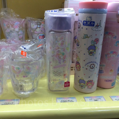 キキ＆ララショップ水筒コーナー