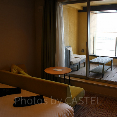 キングルームのテラス。右手に露天風呂があります