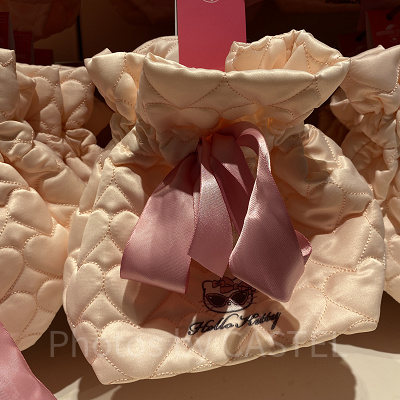 キティ巾着ポーチ