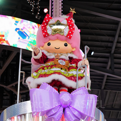 ショーに登場したララ／ハーモニーランド