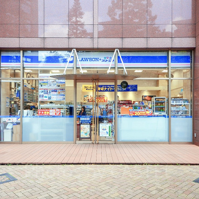 ローソンスリーエフ