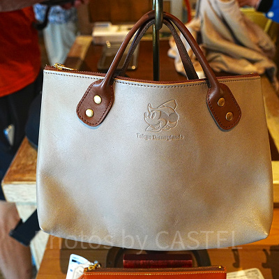 レザーのハンドバッグ