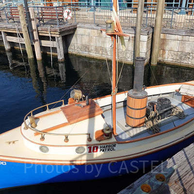 リバティ・ランディング・ダイナー：パトロール用の小船