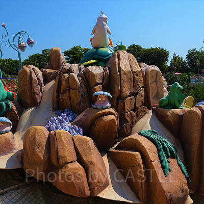 キャストのセリフに耳を傾けて！