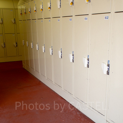 舞浜駅構内・構外のコインロッカーの場所