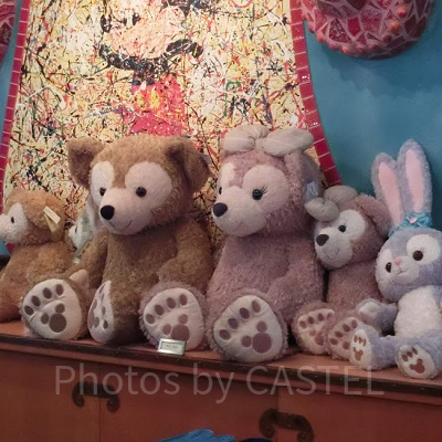 レジ奥のMサイズ、Sサイズのシェリーメイたち