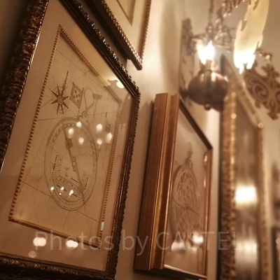 マゼランズ:食事席フロア内装