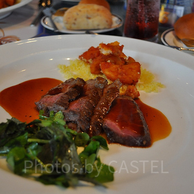 メインの肉料理／サンジの海賊レストラン2019