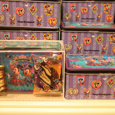 マーブルカステラの缶はふたのデザインが変わります！