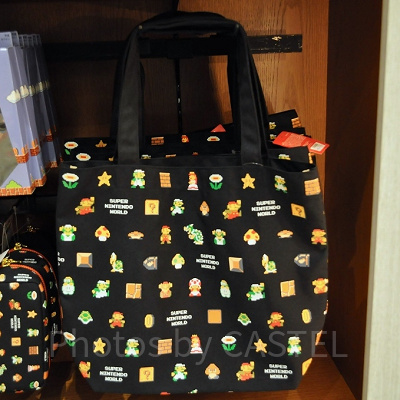マリオキャラクターの総柄トートバッグ