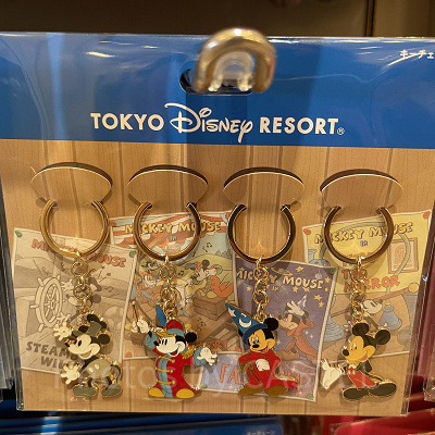 ディズニー ランド40周年 キーチェーン　コンプリートセット 新品・他とおまとめ可】ディズニー40周年 グランドフィナーレ