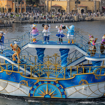 東京ディズニーランドのミッキーとミニー