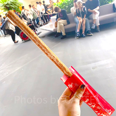 ミッキーチュロス(シナモン味)