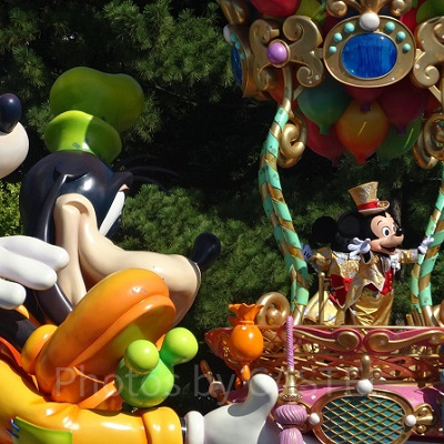 ハピネス・イズ・ヒアのミッキー